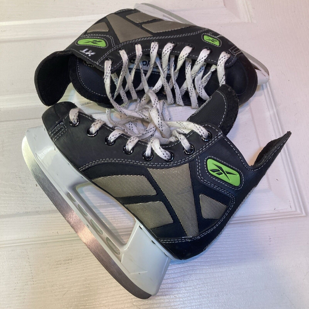 REEBOK XT E Boys ICE HOCKEY SKATES SZ 3 D US SHOE SZ 4.5 Uk 3.5 Eur 35 Black